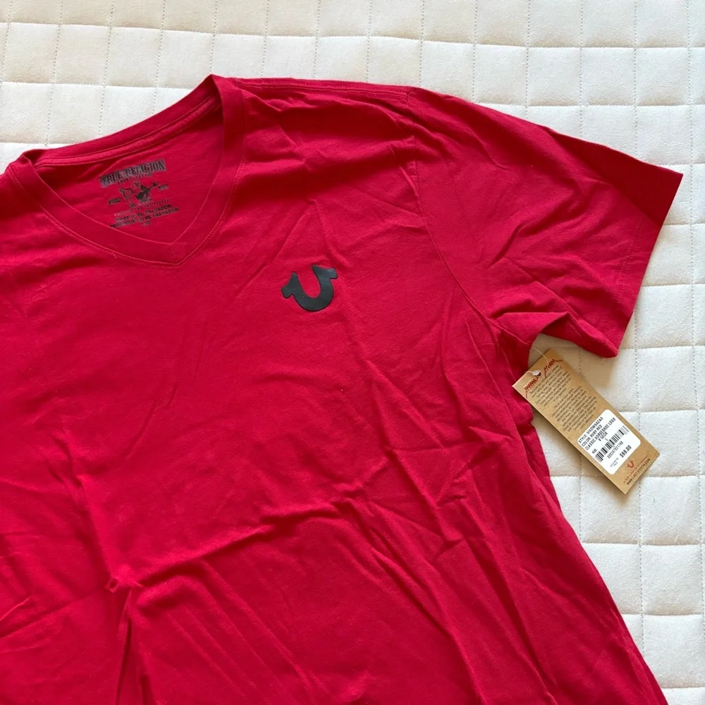True Religion Men's Red Tee/T-Shirt